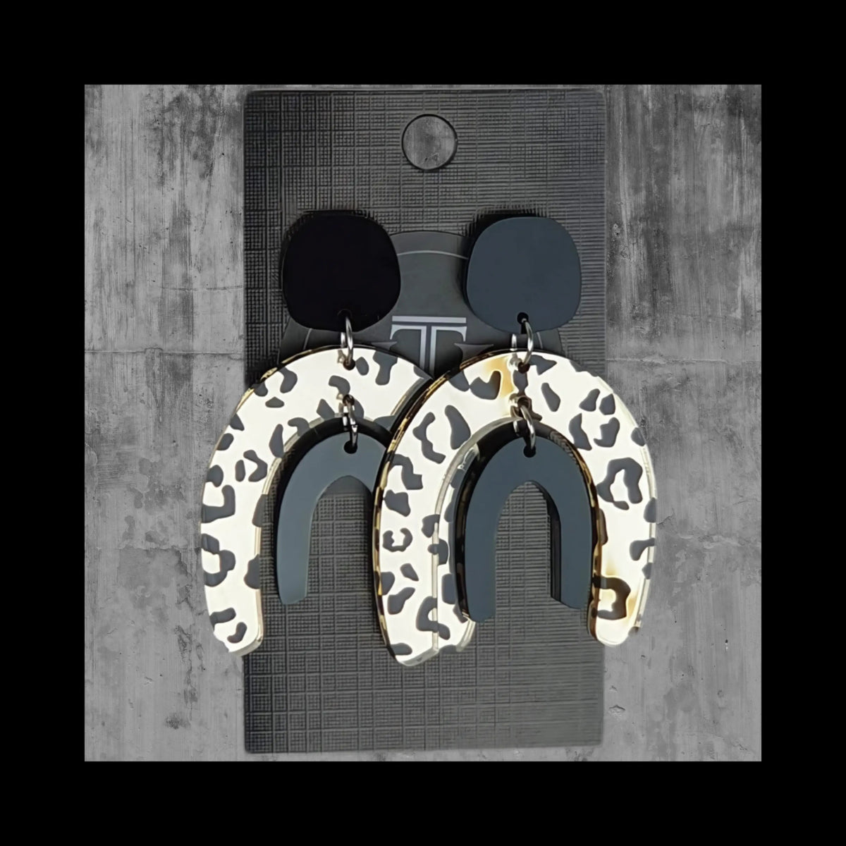 Näyttävät ja kevyet akryylikorut suomalaisena käsityönä - TV Creation